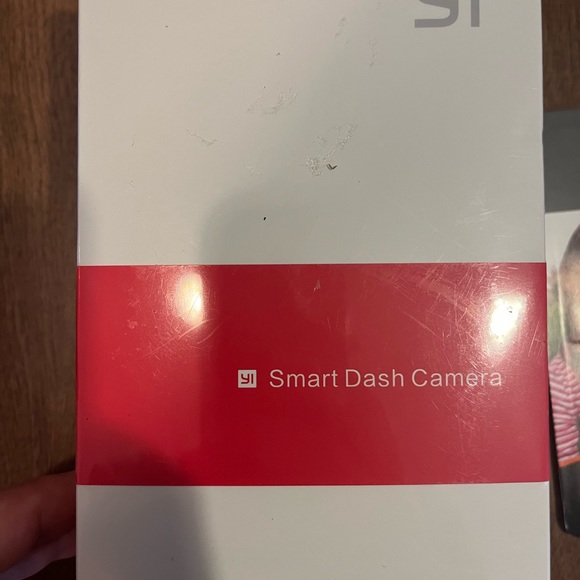 Yi Smart Dash Camera with SD card and Mounts - Picture 5 of 5